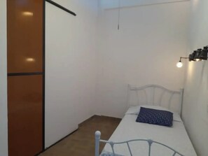 3 bedrooms, WiFi, bed sheets