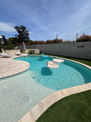 Villa in Mougins With Swimming Pool