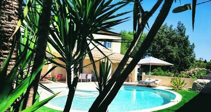 Villa in Mougins With Swimming Pool