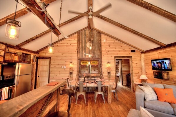 Televisor i llar de foc 