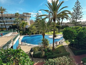 Pool - Studio in Private Urbanization next to the SEA (Marbella)