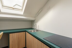 Fridge, microwave, stovetop, dishwasher - Palazzo Quantum 1 - Suite 7,  2bdr apartment Bovisa Area (Milano)