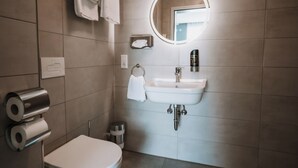 Ảnh chưa phân loại, 2 trong số 6 ảnh, nút