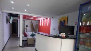 Lobby - Hotel Star Plus (Bogotá)