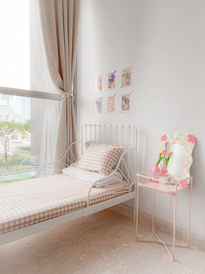 1 bedroom, iron/ironing board, WiFi, bed sheets