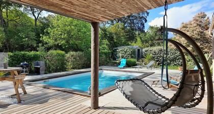 Villa Avec Piscine, au Calme . A 5minutes de la Plage . Animaux Acceptés