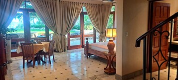 标准双人房, 花园景观 | 办公桌、熨斗/熨板、免费 WiFi