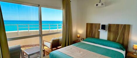 In-room safe, iron/ironing board, free WiFi, bed sheets