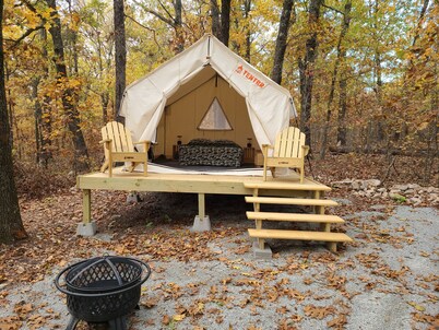 Leaning Tree Woods Glampsite. Isolated area near Grand Lake.