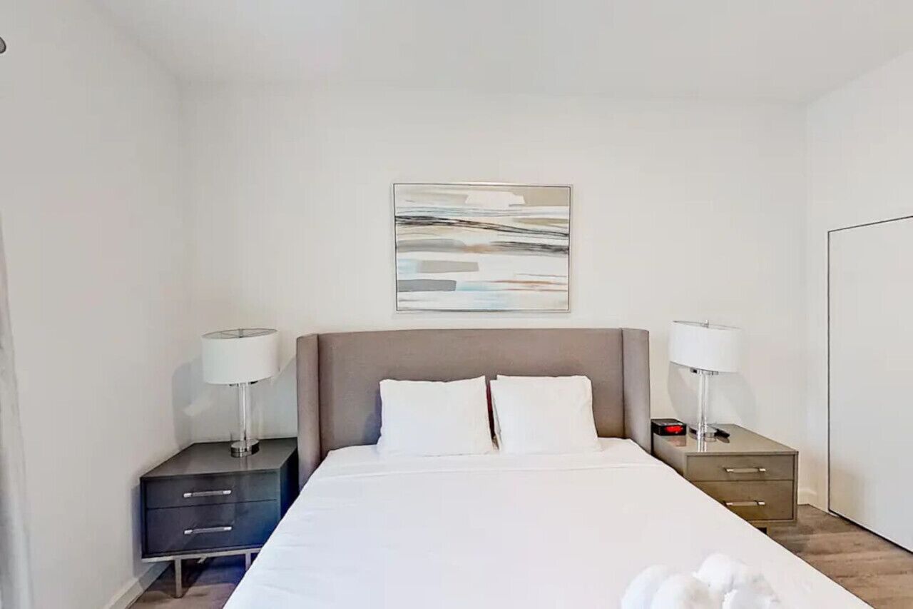 Lux 5BR Pool Retreat near Disney World & Universal