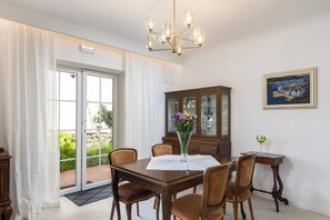 Dining - NEW Cosma apartment 3 minutes to the Old town  (Dubrovnik)