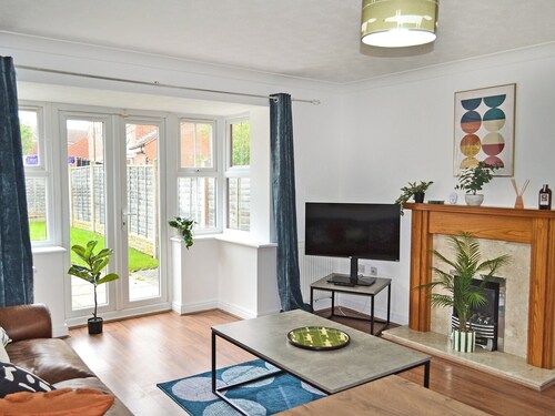3 bedroom accommodation in Gainsborough, near Lincoln