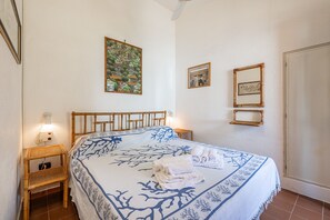 3 chambres, fer et planche Ă repasser, Wi-Fi gratuit, draps fournis