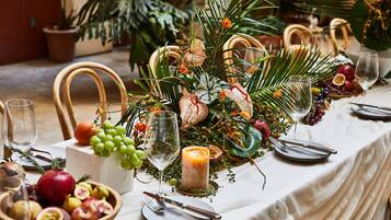 Outdoor dining