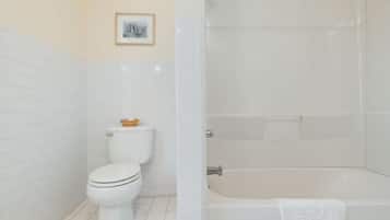 Family Room, Ground Floor | Bathroom