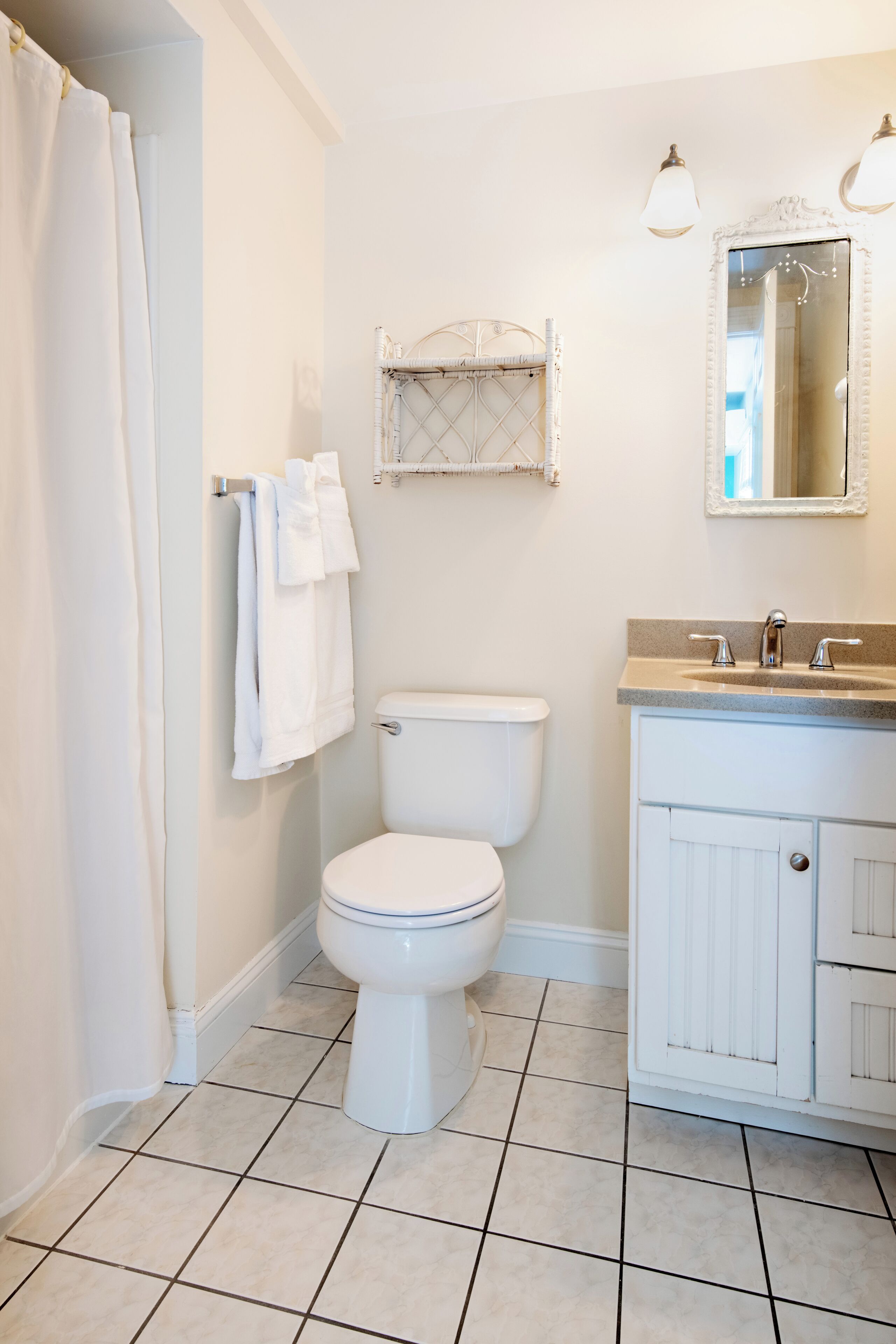 Premium Quadruple Room | Bathroom