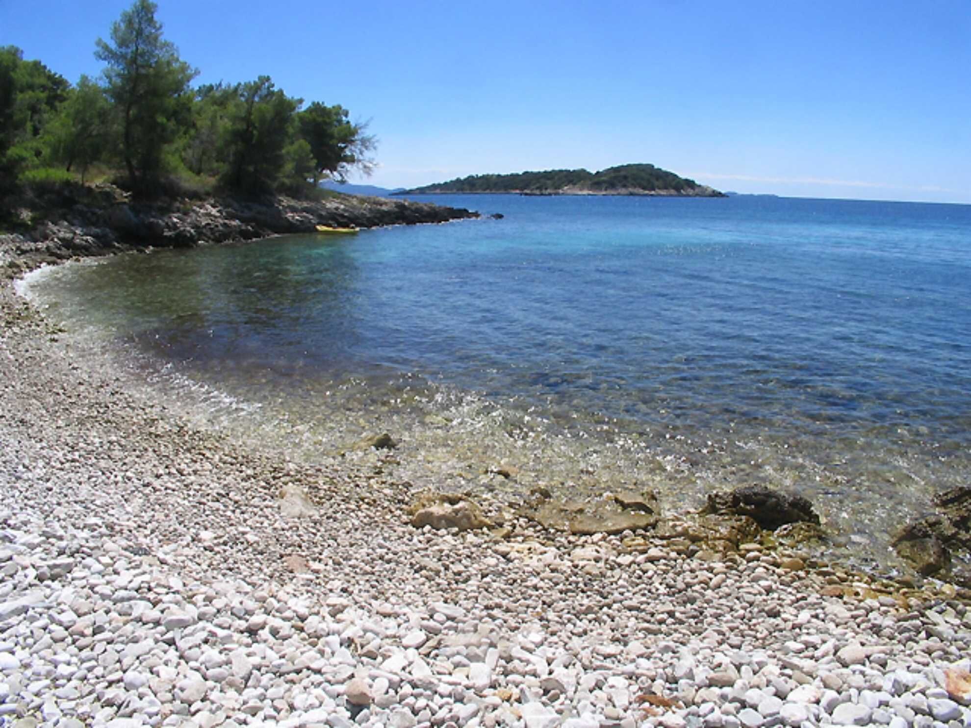 Una spiaggia nelle vicinanze