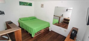 مكواة/لوح كي وواي فاي وملاءات أسرّة