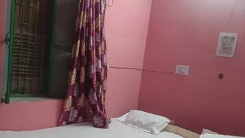 1 bedroom, iron/ironing board, bed sheets