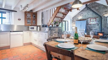 Ferienhaus (3 Bedrooms) | Eigene Küche | Mikrowelle, Ofen, Herdplatte, Geschirrspüler