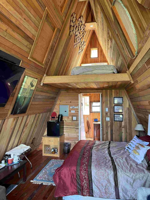 2 間睡房、書桌、免費 Wi-Fi、床單