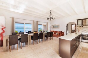 Interior - Villa Caribia Sea View by Villa Plus (Άγιος Στέφανος)