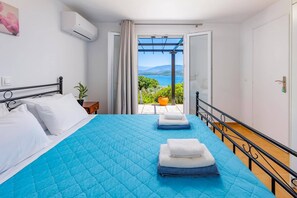 8 bedrooms, WiFi, bed sheets - Villa Caribia Sea View by Villa Plus (Άγιος Στέφανος)