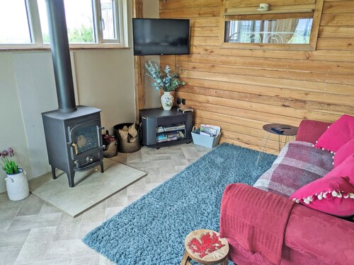 2 bedroom accommodation in Aberdovey