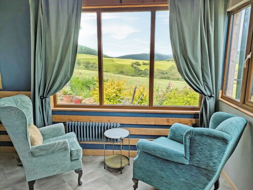2 bedroom accommodation in Aberdovey