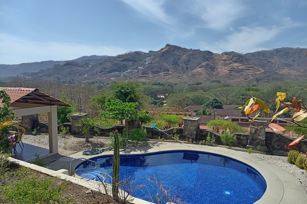 Mountain view close to beaches