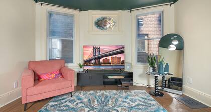 Spacious Victorian with Parking Available