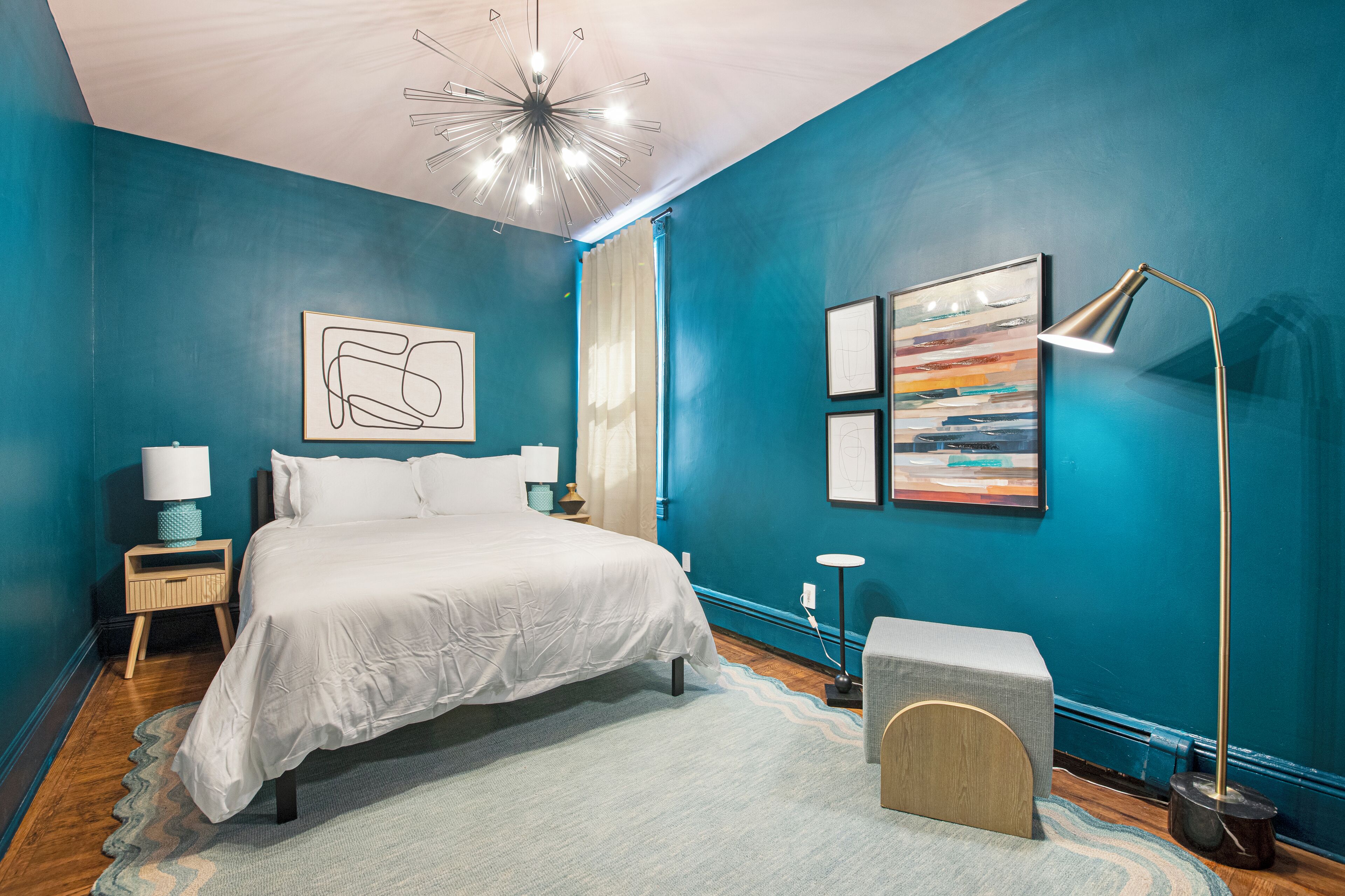 3 habitaciones, tabla de planchar con plancha y wifi gratis 