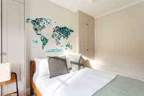 4 Schlafzimmer, Bügeleisen/Bügelbrett, kostenloses WLAN, Bettwäsche