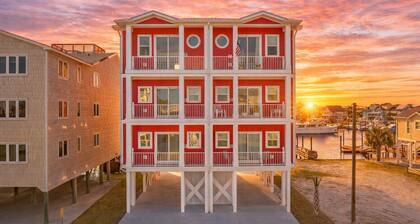 Marina Vista Retreat - Waterfront w/ private dock