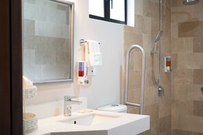 Shower, towels