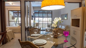 Family Duplex, Kitchen, Pool View | 1 bedroom, free WiFi