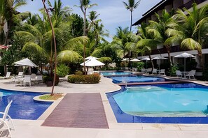 Apartment | Pool | Outdoor pool