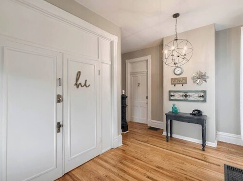 My Old Kentucky Home: Downtown Spacious 3 Bedroom