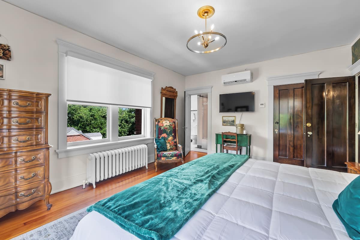 Standaard kamer, 1 kingsize bed, niet-roken, uitzicht op tuin | Gratis wifi