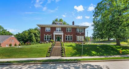 Rockwood Inn
