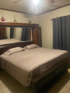 2 bedrooms, bed sheets - Apartment in a Ranch (Phoenix)