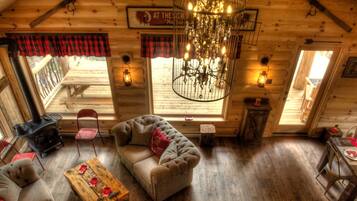 Télévision, cheminée