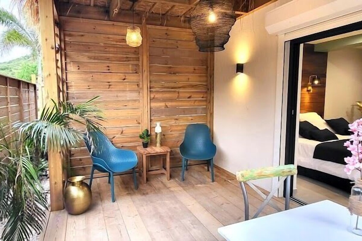 Suite Bamboo & PMR #8 | Terrasse/patio