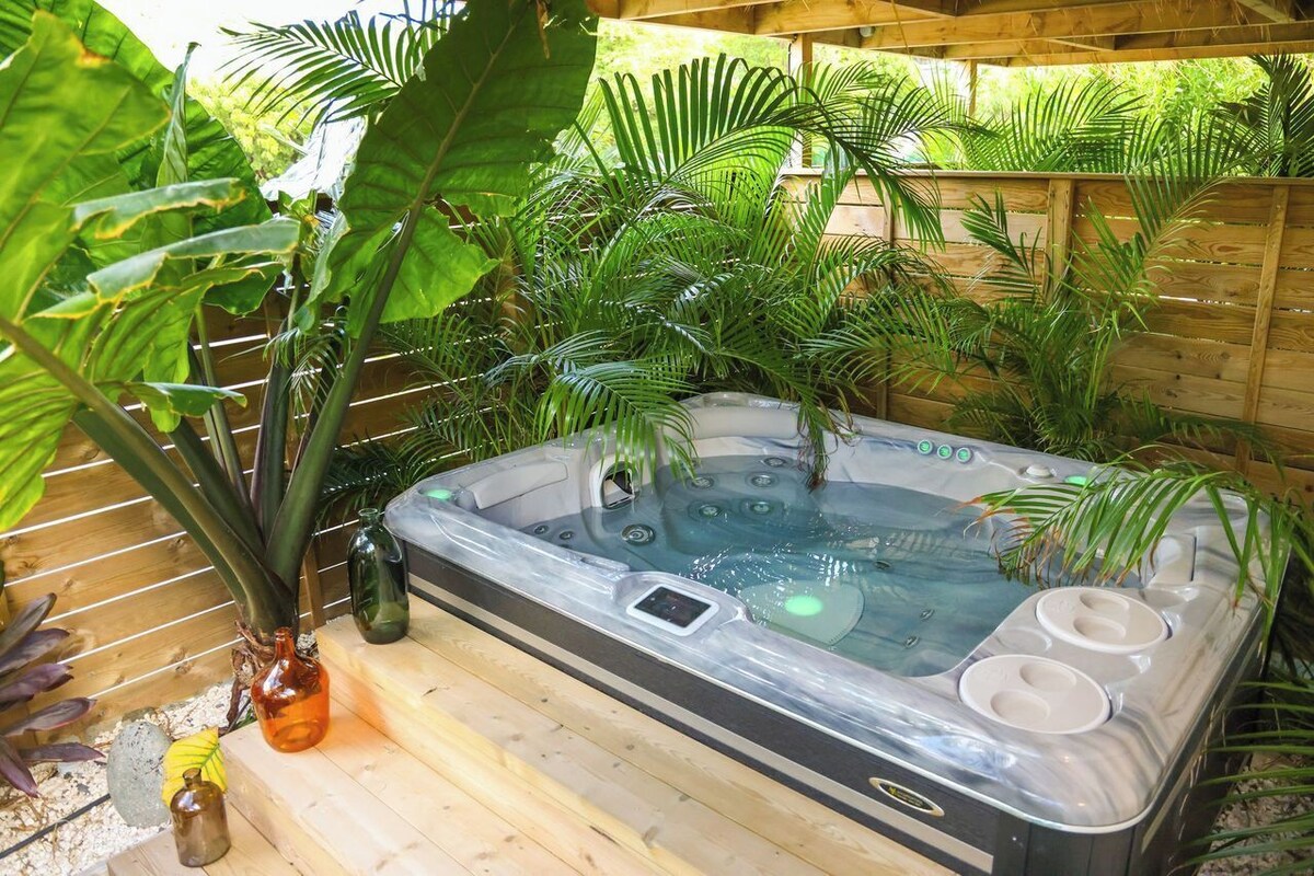 Suite Tropicale, Garden & SPA #3 | 私人 SPA 浴池