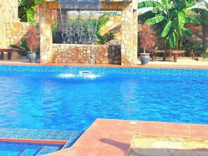 2 piscinas al aire libre