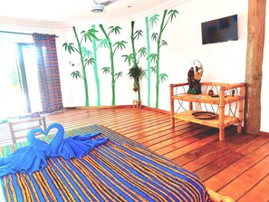 Quarto casal luxo, vista para o jardim | Roupas de cama de algodão egípcio, roupas de cama premium