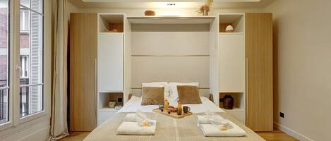 1 chambre, fer et planche à repasser, Wi-Fi, draps fournis