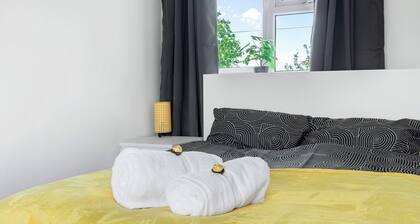 Isimi Luxurious House 4-bed in Alfreton Derby