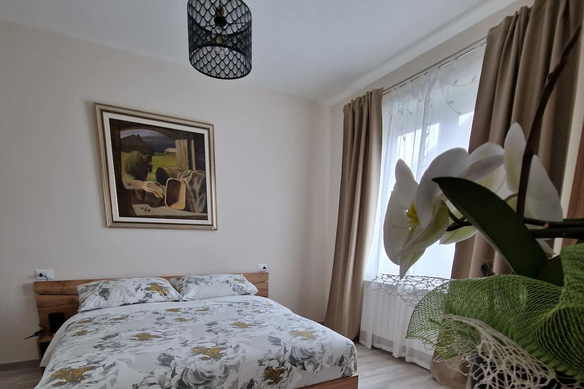 Junior Double Room | 1 bedroom, premium bedding, down comforters, pillowtop beds