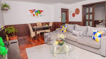 Classic Apartment | Living area